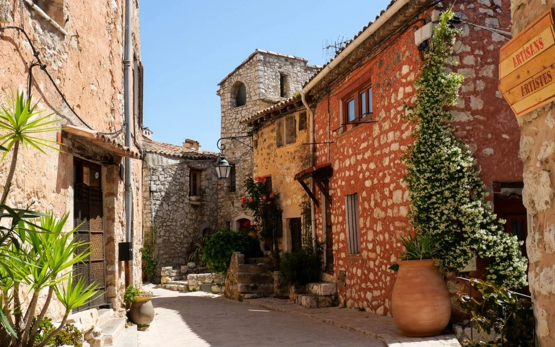 Quartiers de Tourrettes-sur-Loup : Guide Immobilier Complet