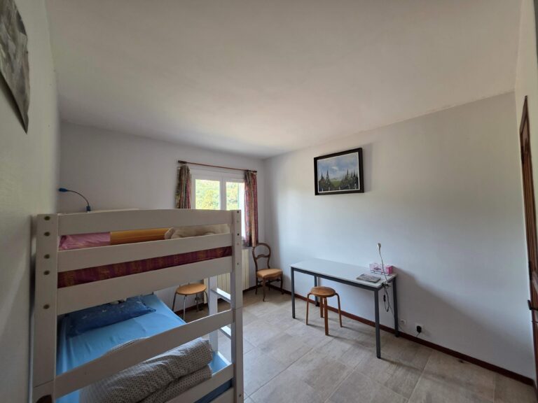 10 St Paul de Vence Villa 6 P chambre ado 768x576