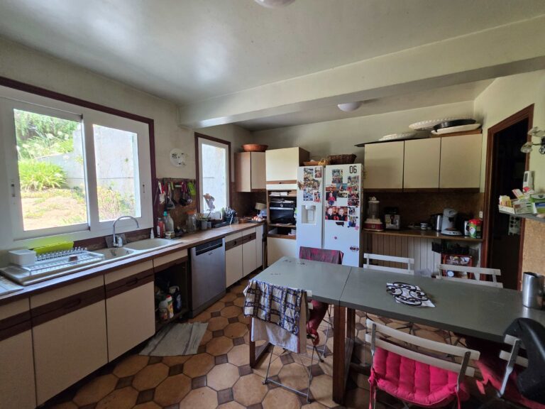 6 St Paul de Vence Villa 6 P cuisine 768x576